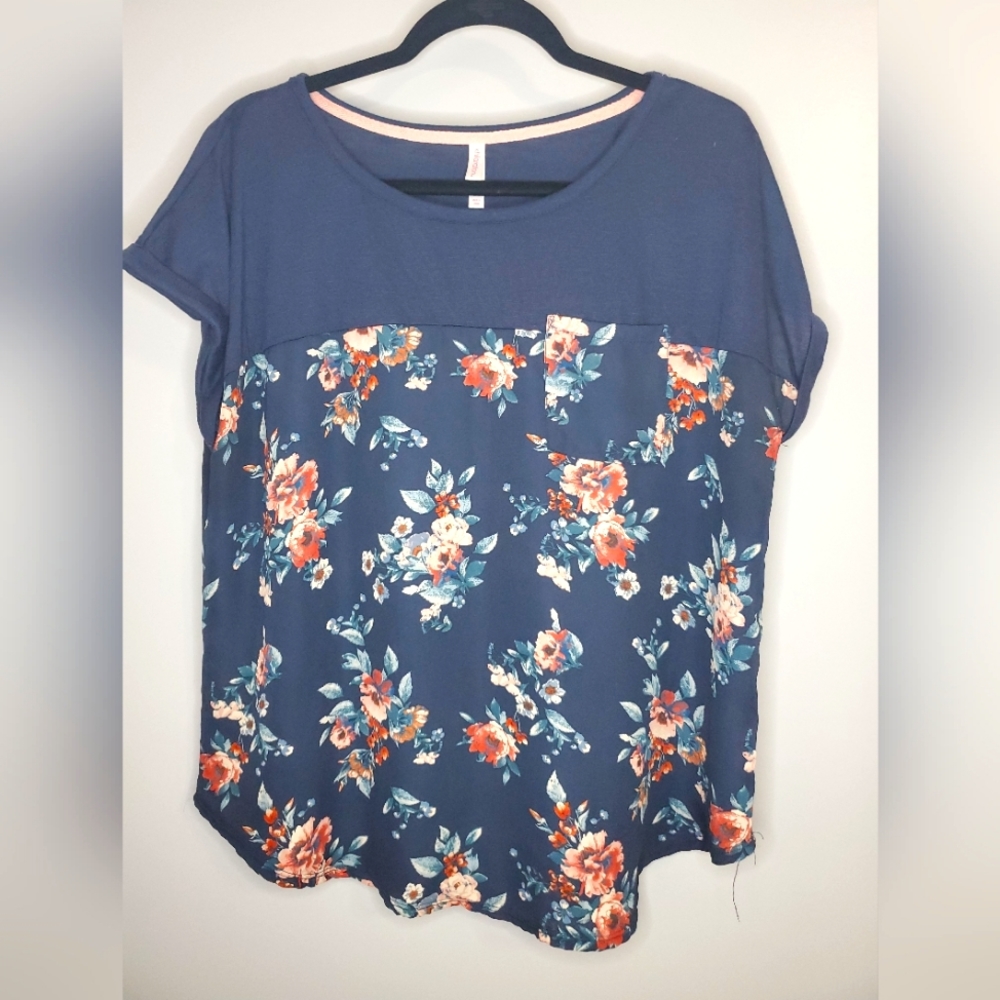 Floral tee shirt blouse